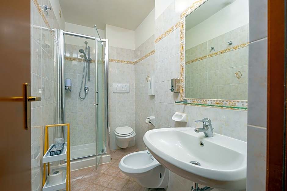 Lilium Hotel