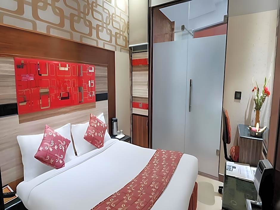 Amar Yatri Niwas Hotel