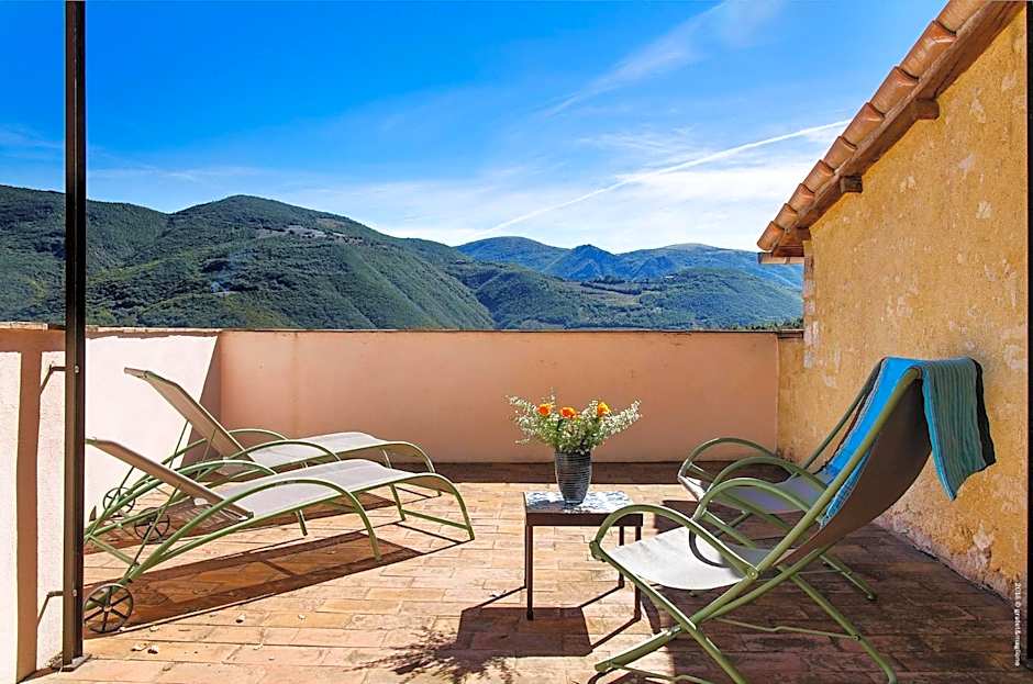 Castello Di Postignano Relais