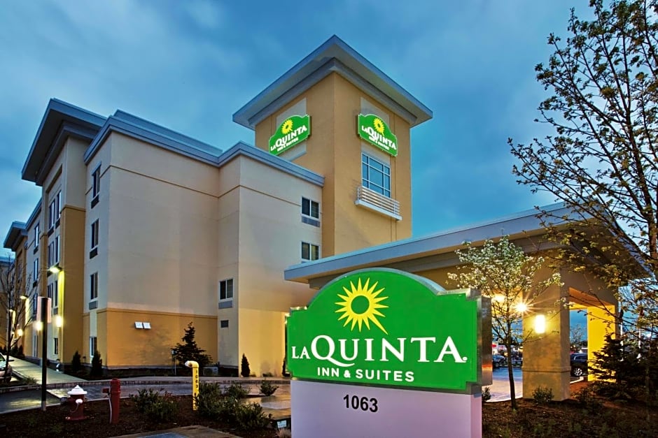 La Quinta Inn & Suites by Wyndham Bellingham