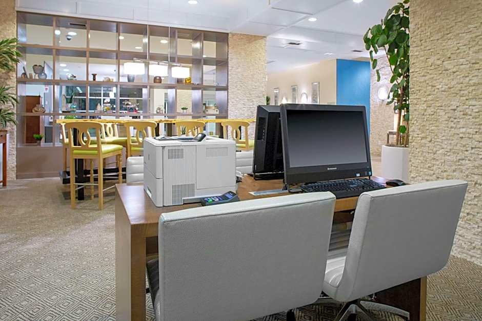 DoubleTree by Hilton Biloxi