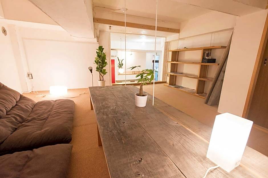 plumhostel