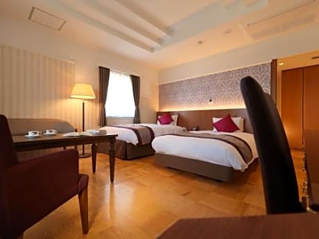 Comfort Triple Room