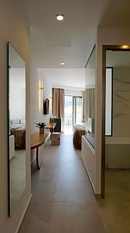 Junior Suite with Private Pool