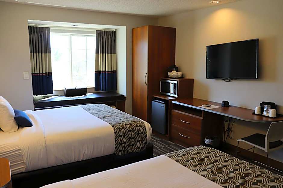 Microtel Inn & Suites by Wyndham Columbus/Near Fort Benning