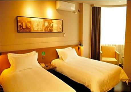 Business Twin Room A