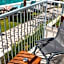 Blue Star Hotel