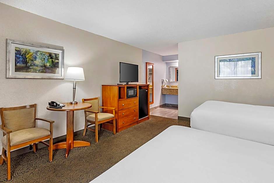 Best Western Thunderbird Motel