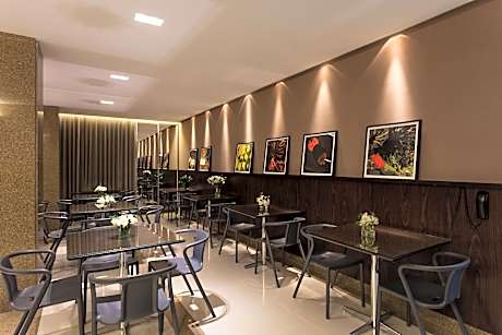 Leopoldo Hotel