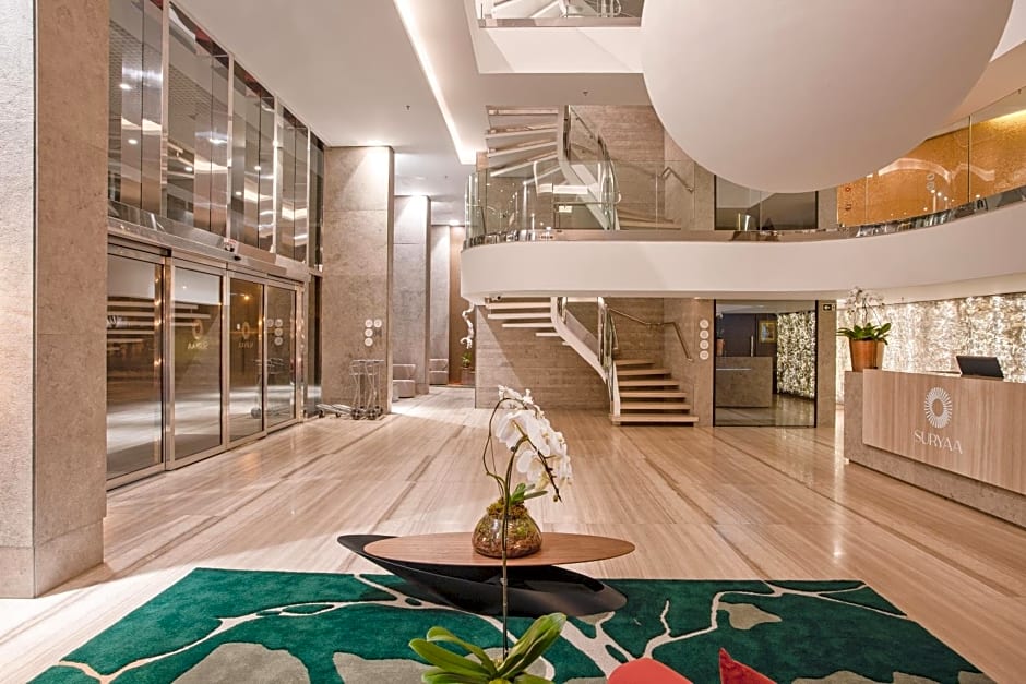 Suryaa Hotel Pinhais, Curio Collection by Hilton