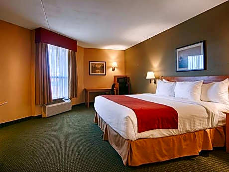 Deluxe King Room