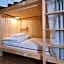 7brunnen Hostel Beds & Rooms
