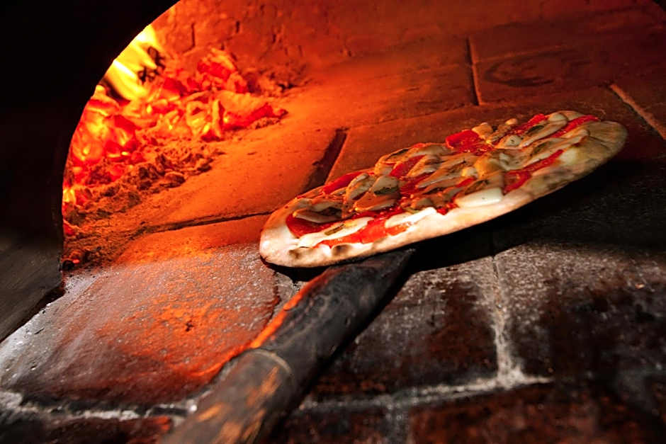 Eldorado Lodge and Restaurant