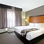 La Quinta Inn & Suites by Wyndham Houston West Park 10