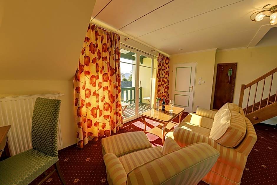 Photo 1 of 4 of Deluxe Suite
