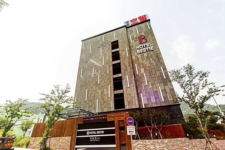 Bestie Hotel