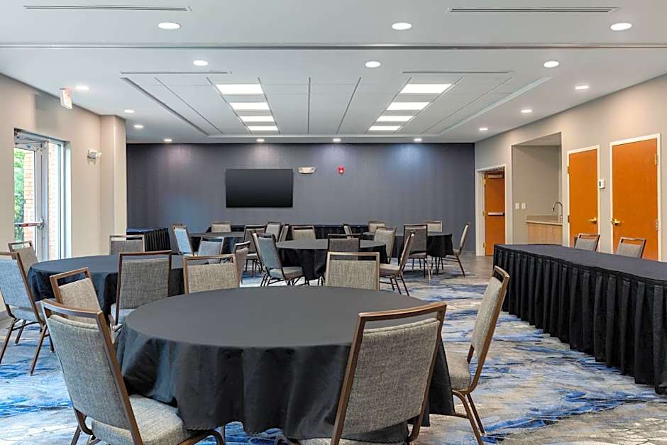 Fairfield Inn & Suites by Marriott Atlanta Stonecrest