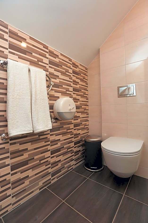 Photo 1 of 10 of Triple Room