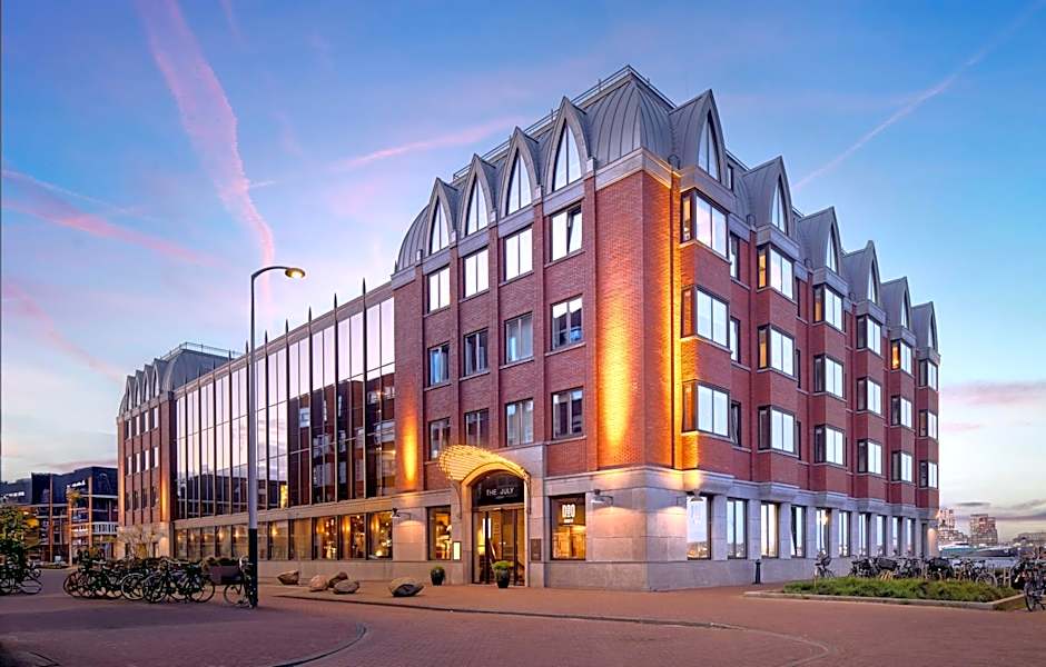 The July - Boat & Co