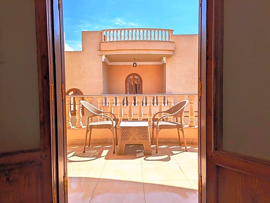 Mikhaila Guest House