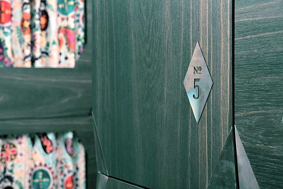 Hinterwies – Ski In / Lodge / Dine