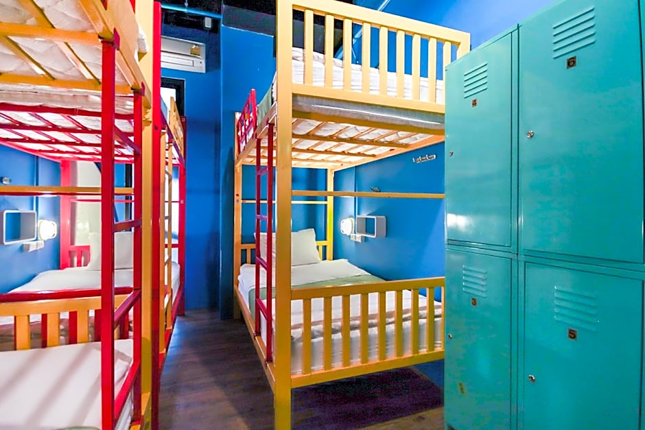 Photo 1 of 4 of Mixed Dormitory Room (Sleeps 8)
