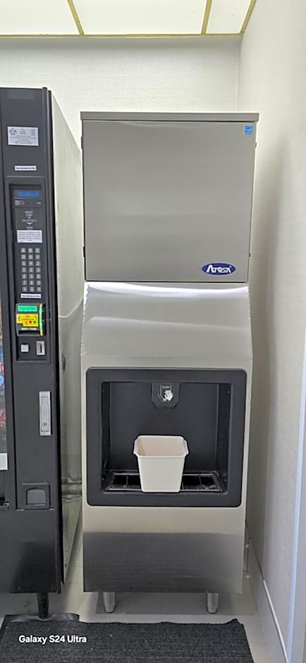 Quality Inn & Suites Manhattan