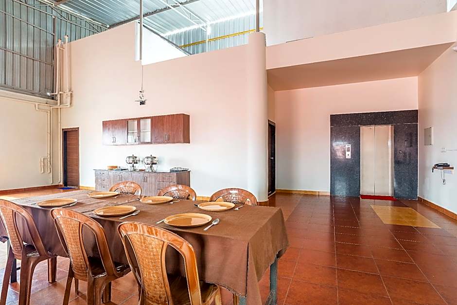 Treebo Pappilon Palace, PVS Circle