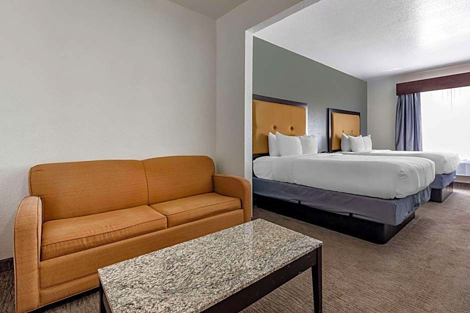 Comfort Inn & Suites Gatesville Near Fort Cavazos