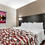 Red Roof Inn Hutchins