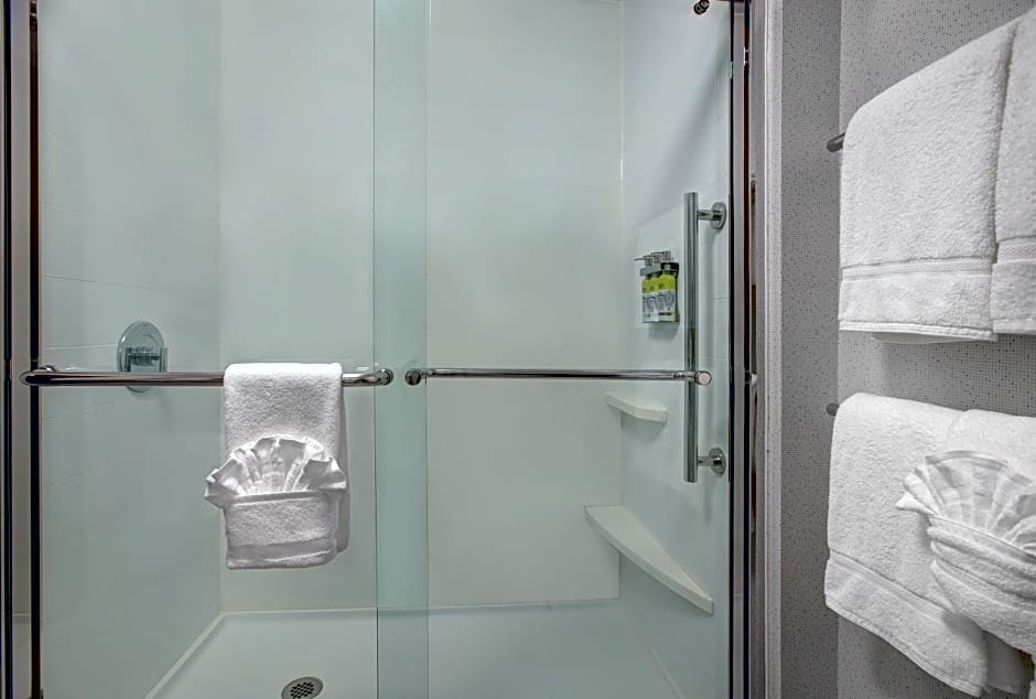 Holiday Inn Express And Suites Milwaukee - Brookfield By IHG