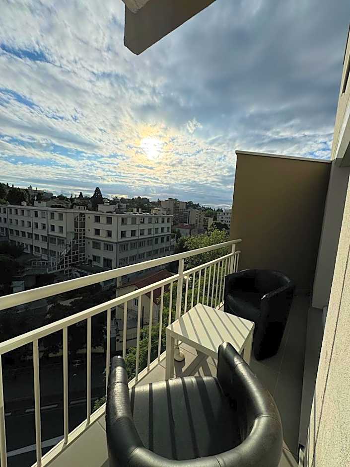 Appart' Hôtel Fauriel Saint Etienne avec parking