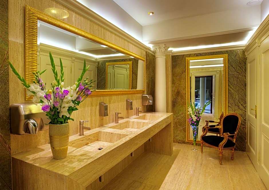 Hotel im. Jana Pawla II