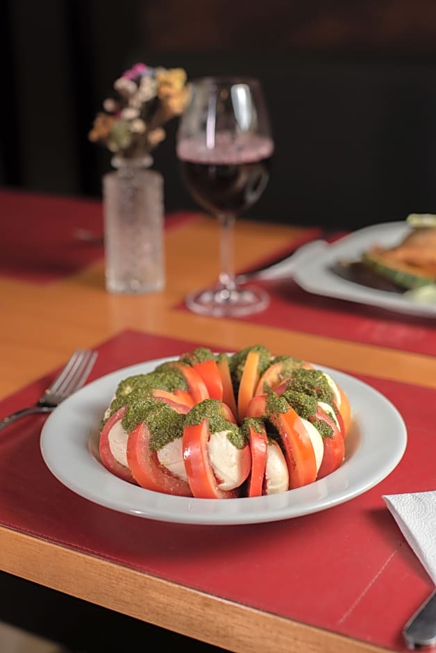 Bristol Infinity Hotel