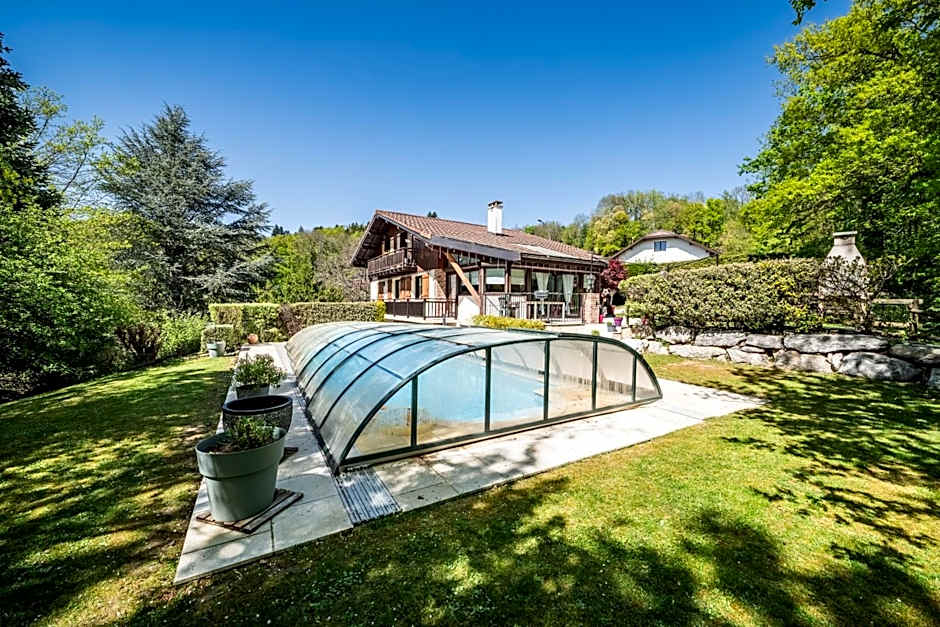 Le Chalet Des Pesettes