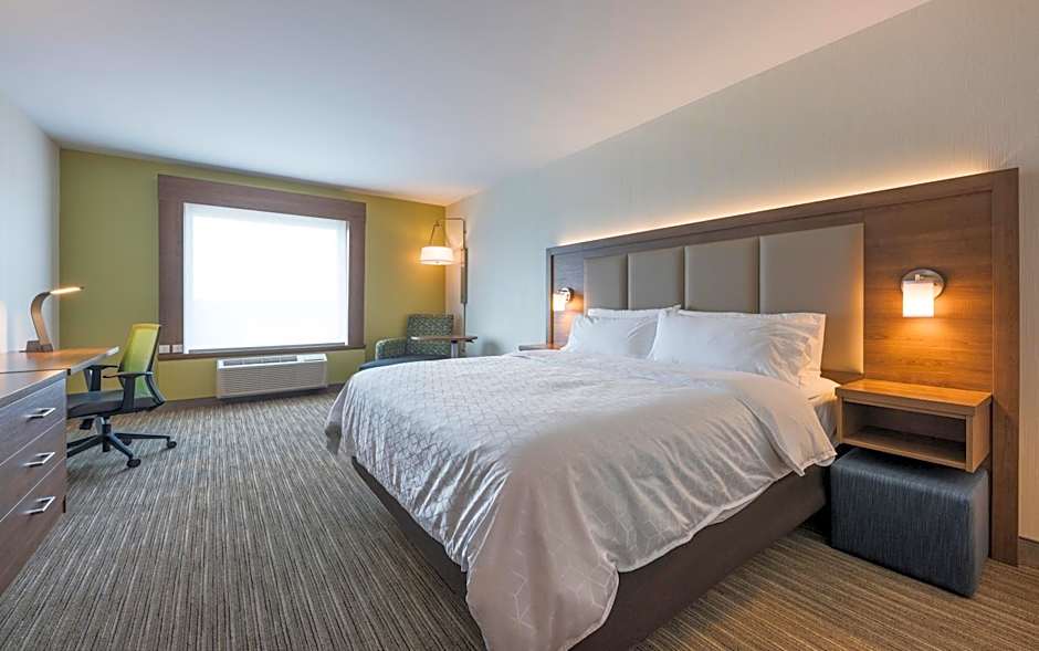 Holiday Inn Express and Suites Moncton North By IHG