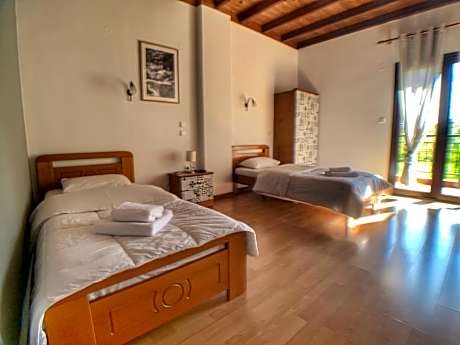 Twin Room with Balcony