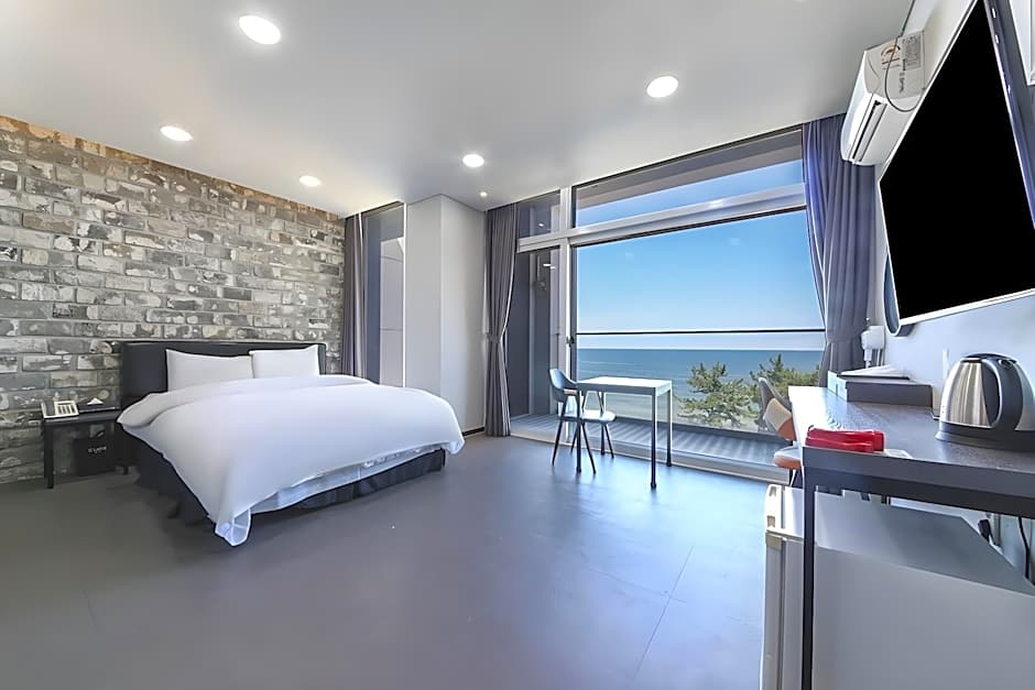 Hotel Cube