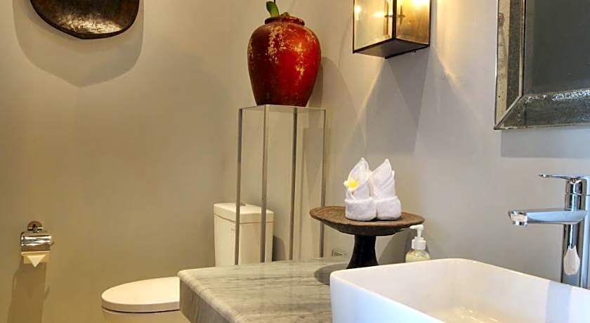 Room & Vespa Suite 1