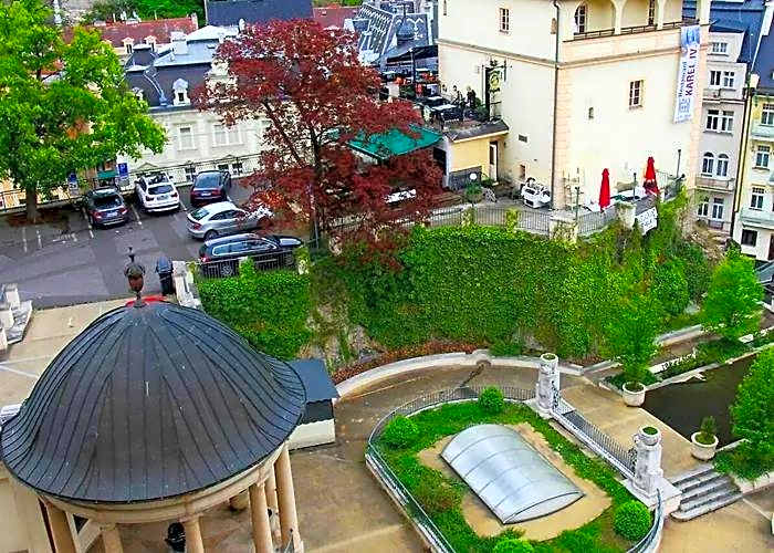 Hotel Ester