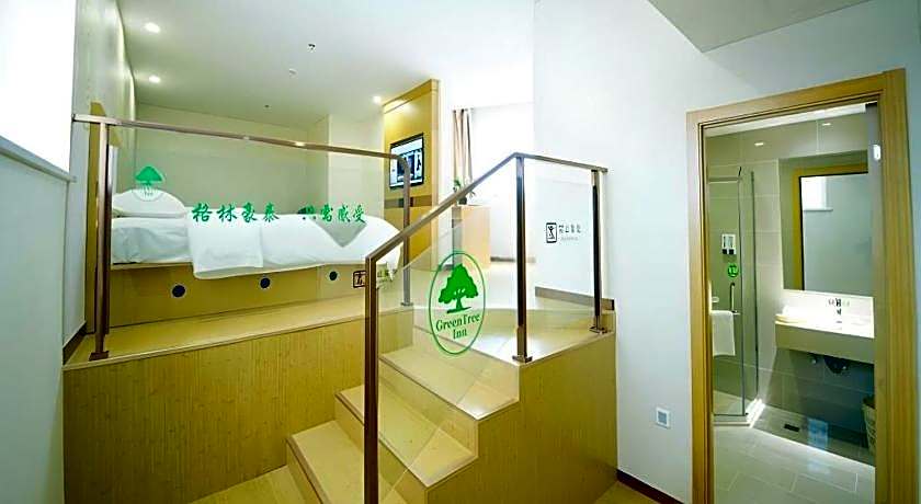 GreenTree Inn Zhangjiagang Yangshe Old Street Stadium