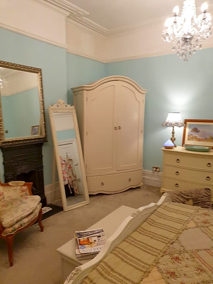 Judy's B&B private home