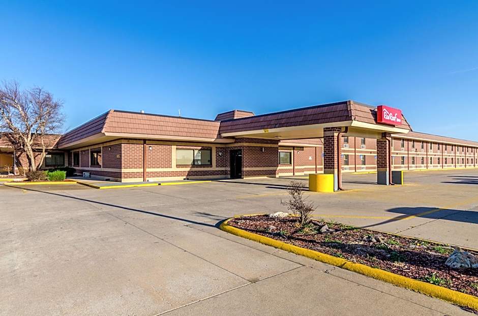 Red Roof Inn & Conference Center Wichita Airport