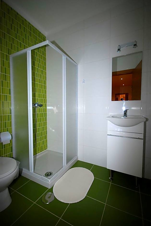 Green Wave Hostel
