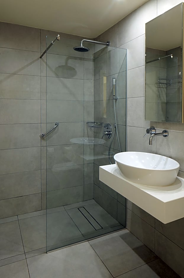 Melpo Antia Luxury Apartments & Suites