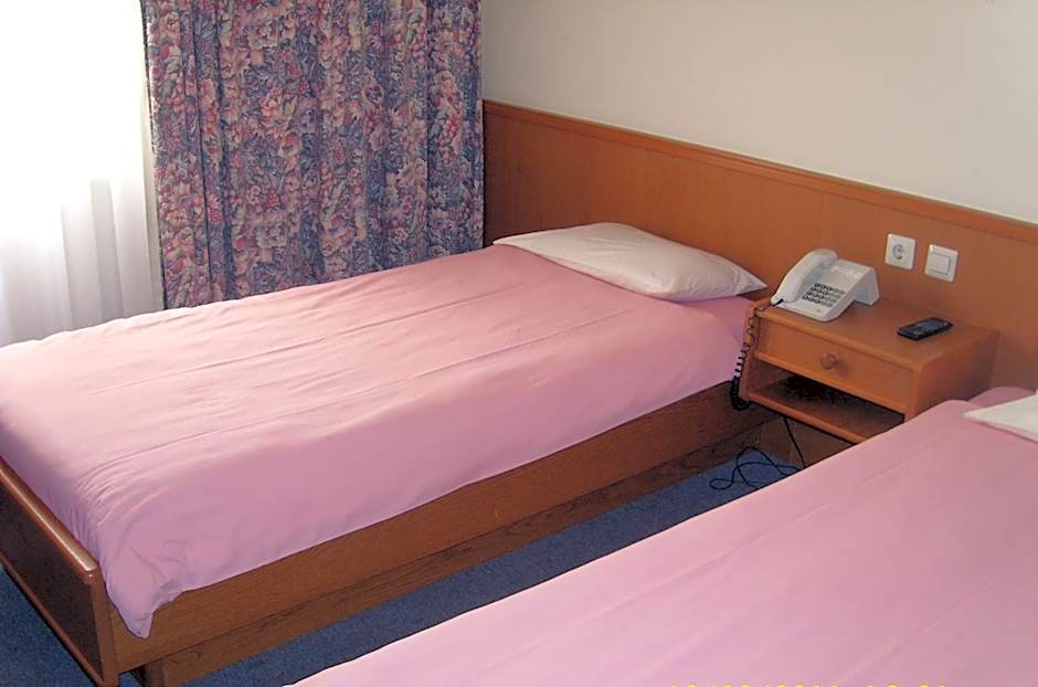 Photo 1 of 4 of 2 Beds