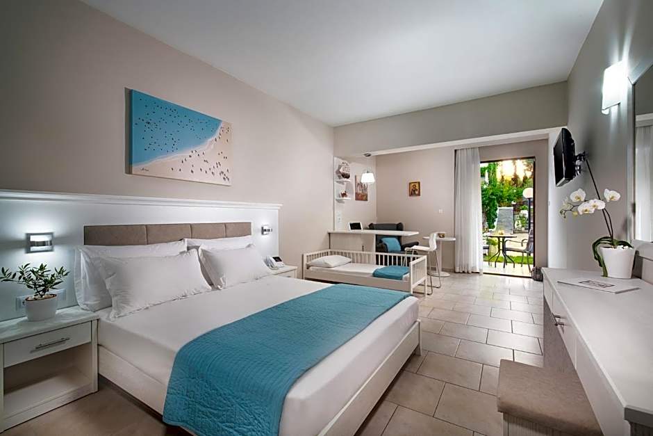 Porfi Beach Hotel