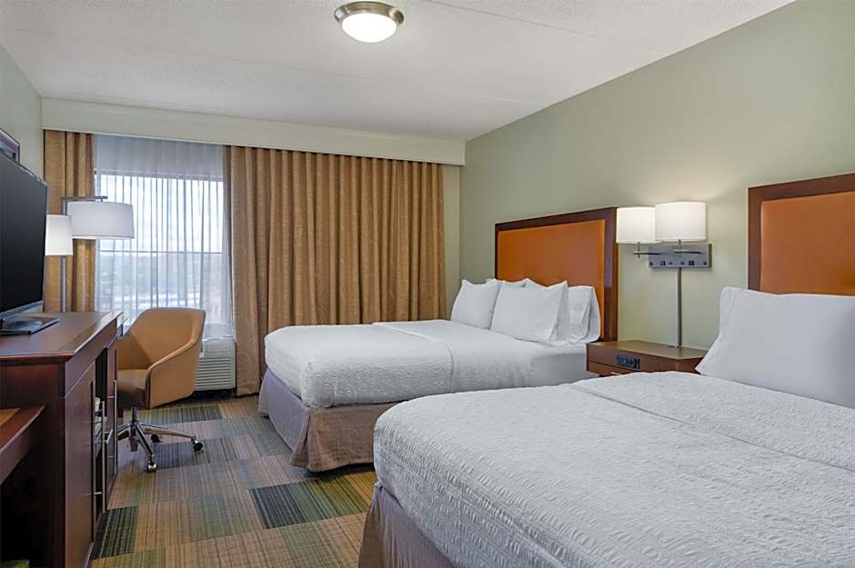 Hampton Inn & Suites Albany-Downtown