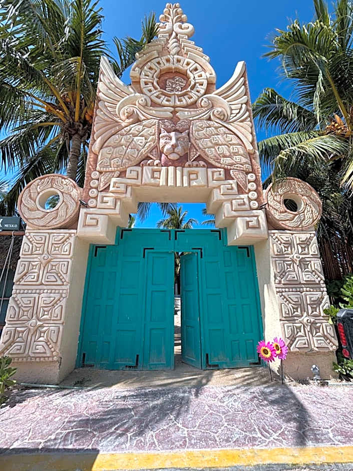 Mayan Mittoz