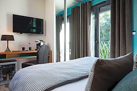 Prestige King Room - Non-Smoking